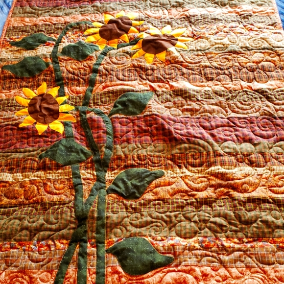 Lap Quilt - Picture 1 of 3